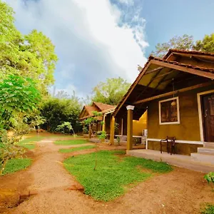 Iora Hotel